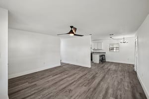 Redbud Rd-S0801-012.jpg