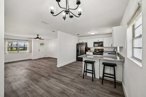 Redbud Rd-S0801-018.jpg