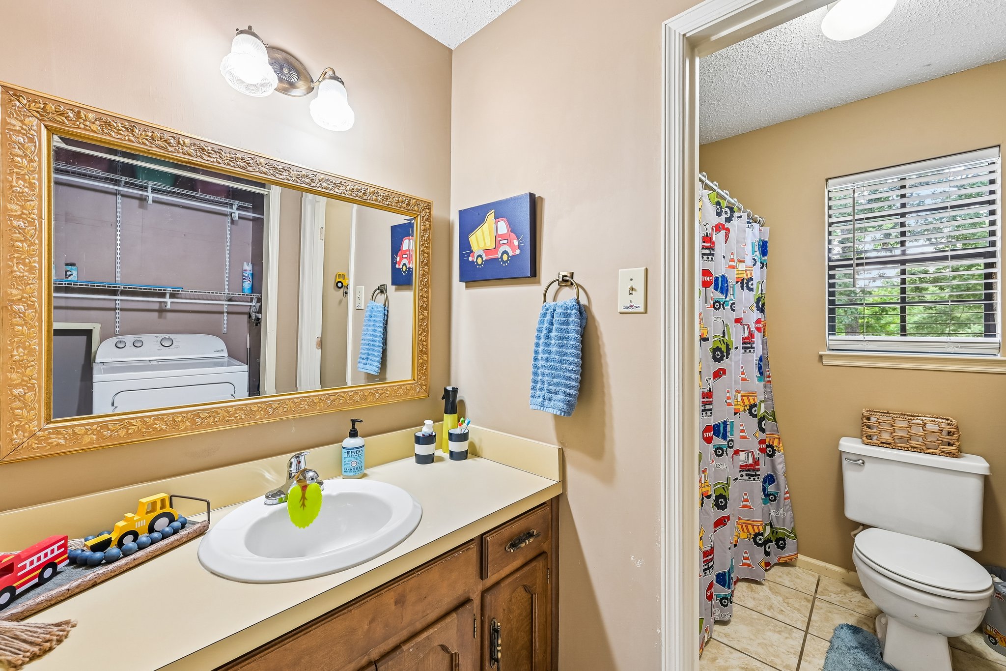 Bluemont St-S0306-018.jpg