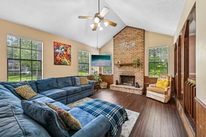 Bluemont St-S0306-003.jpg