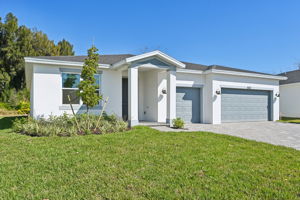 South Florida-Hampton Park- 5633 Hampton Park Cir Vero Beach South FL 32966-002