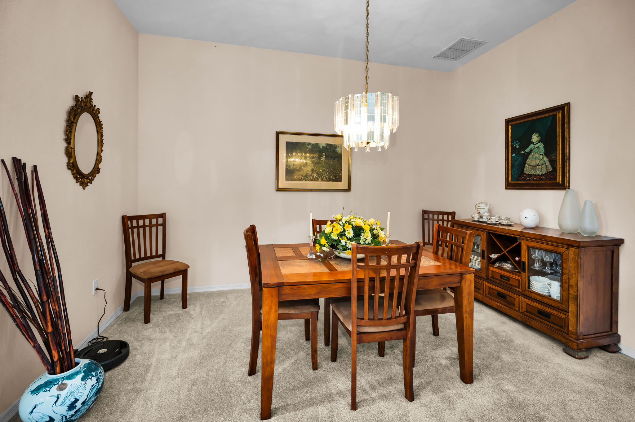 Dining Room3