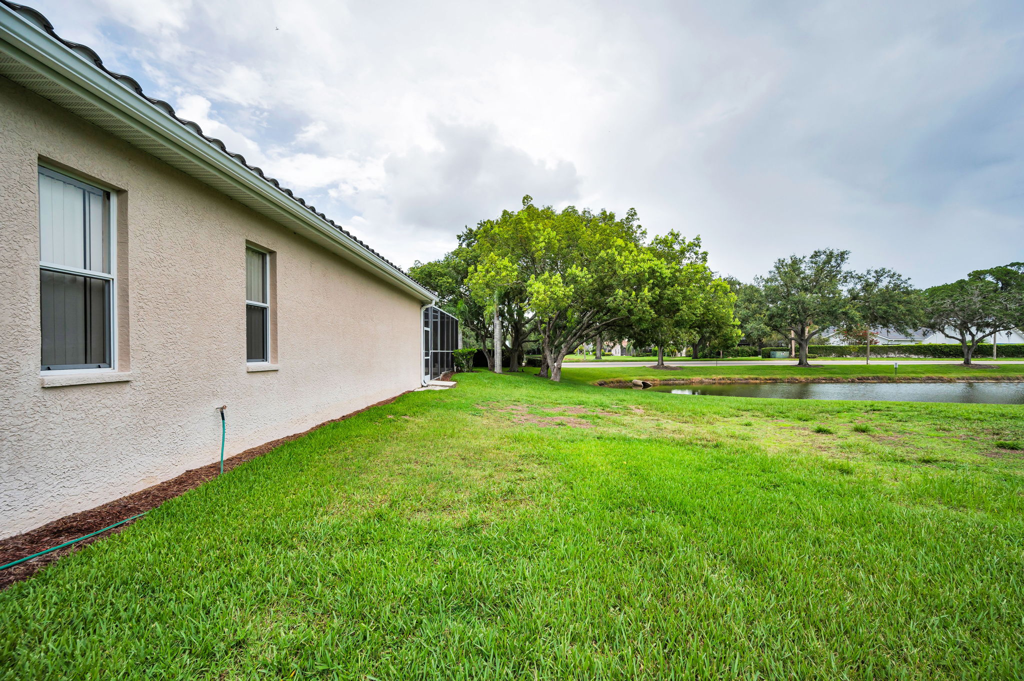 Side Exterior1