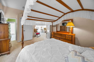 Guest Bedroom2b