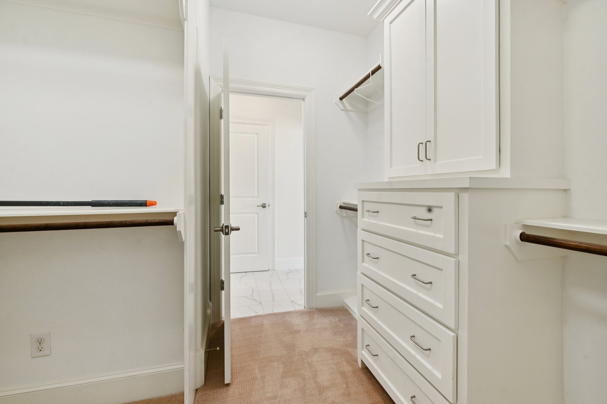 Kiam St-S2510-032.jpg