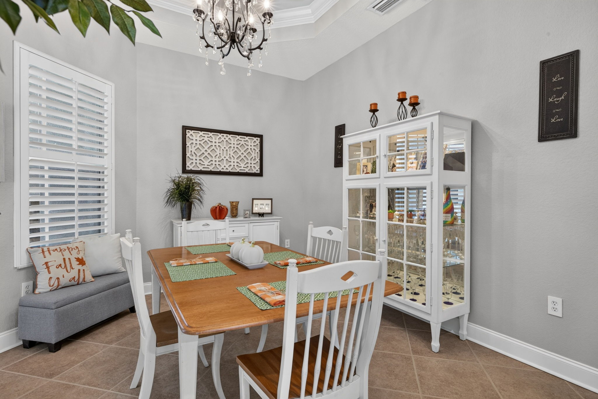Dining Room 1 of 2