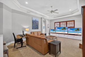 Family Room 1 of 4