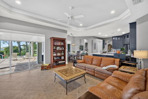 Family Room 4 of 4