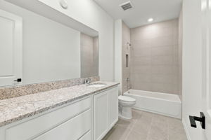  Photo 49