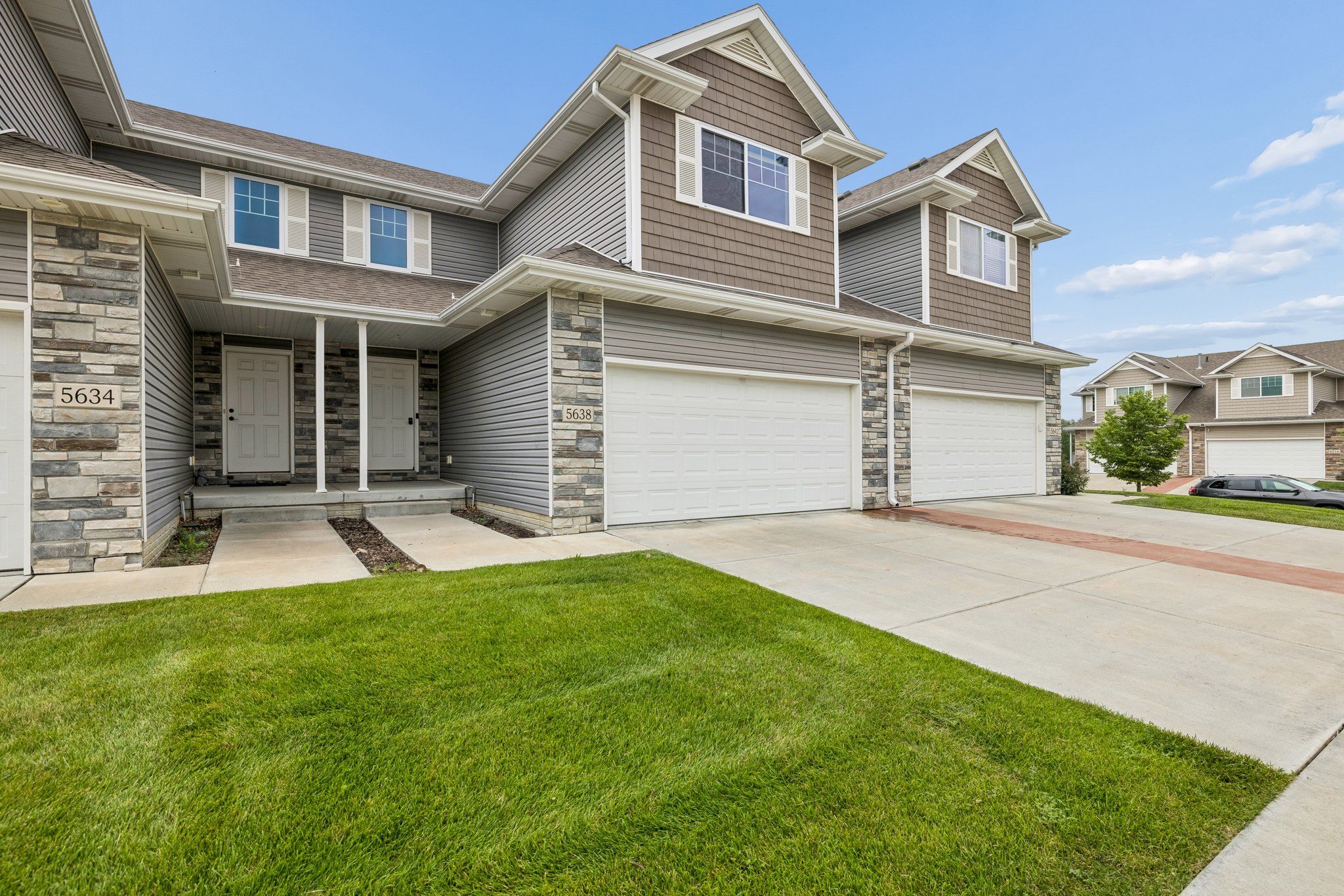 5638 Shailee Ct_003.jpg
