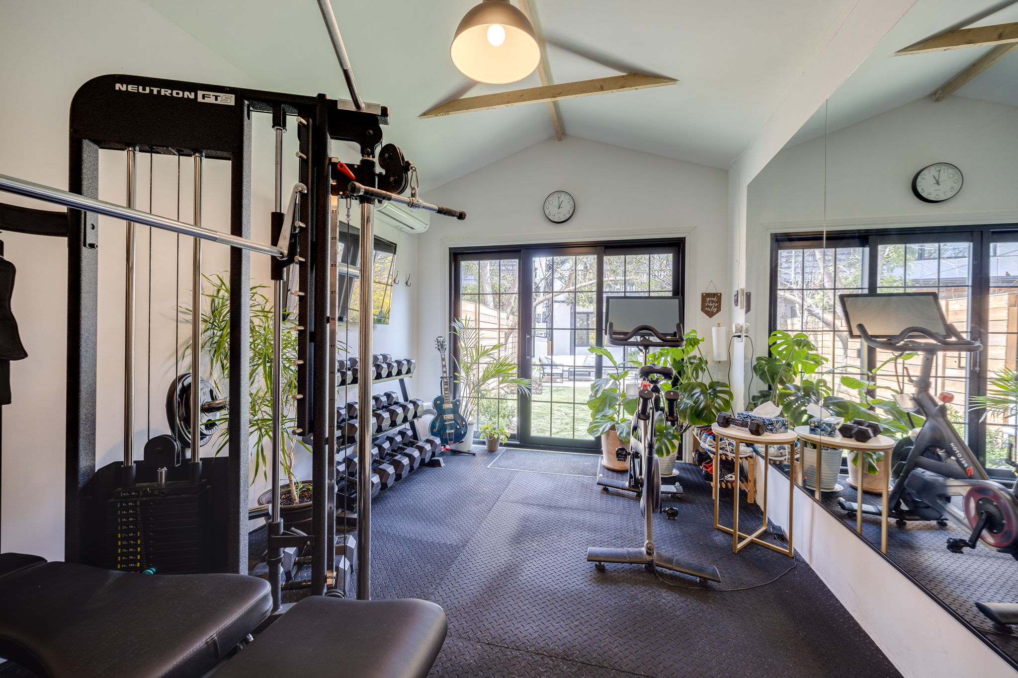 Toronto property showcase — delivered property photograph 52