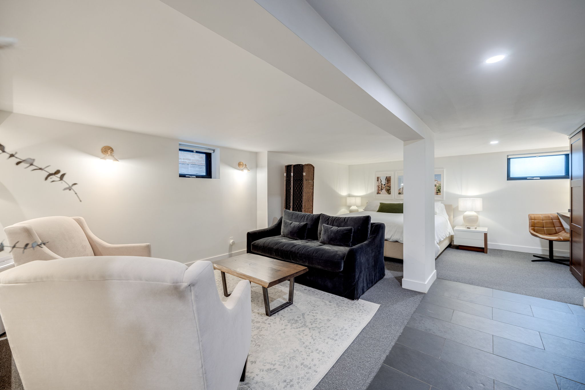 Toronto property showcase — delivered property photograph 43