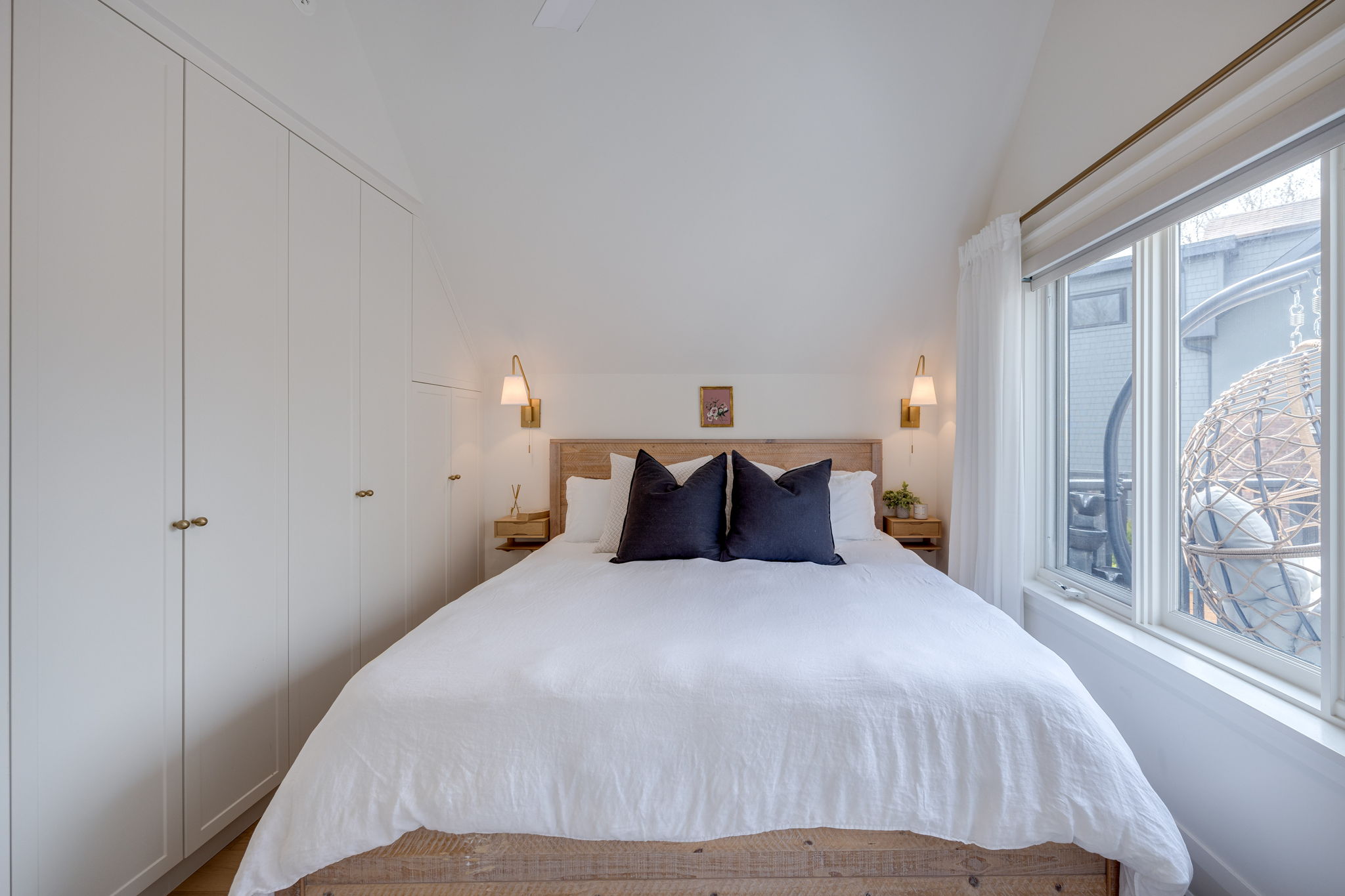 Toronto property showcase — delivered property photograph 27