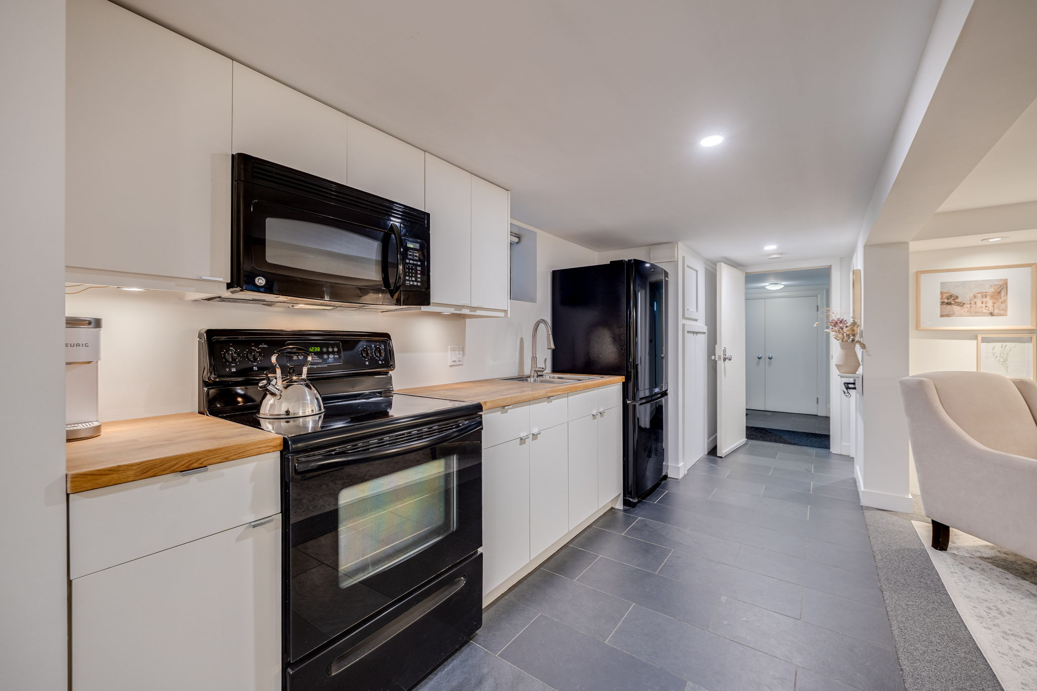 Toronto property showcase — delivered property photograph 49