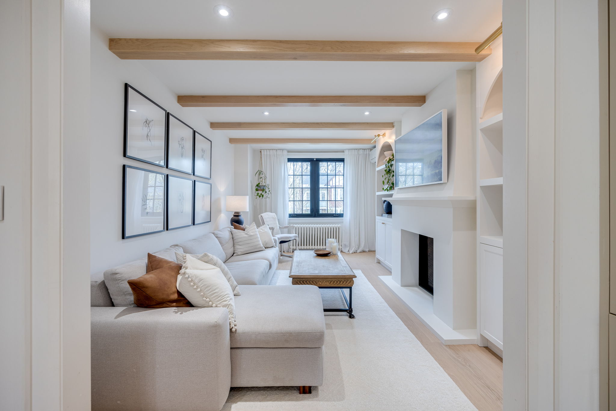 Toronto property showcase — delivered property photograph 19