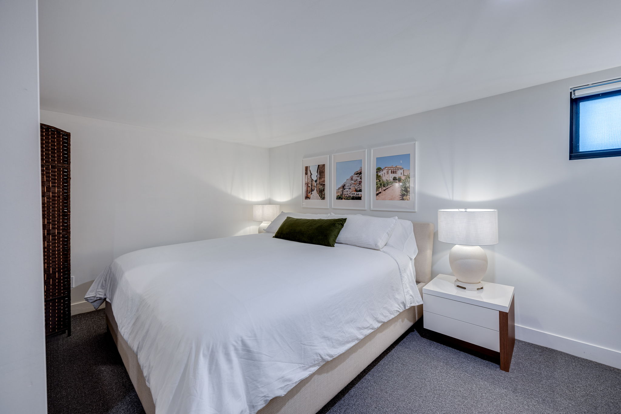Toronto property showcase — delivered property photograph 46