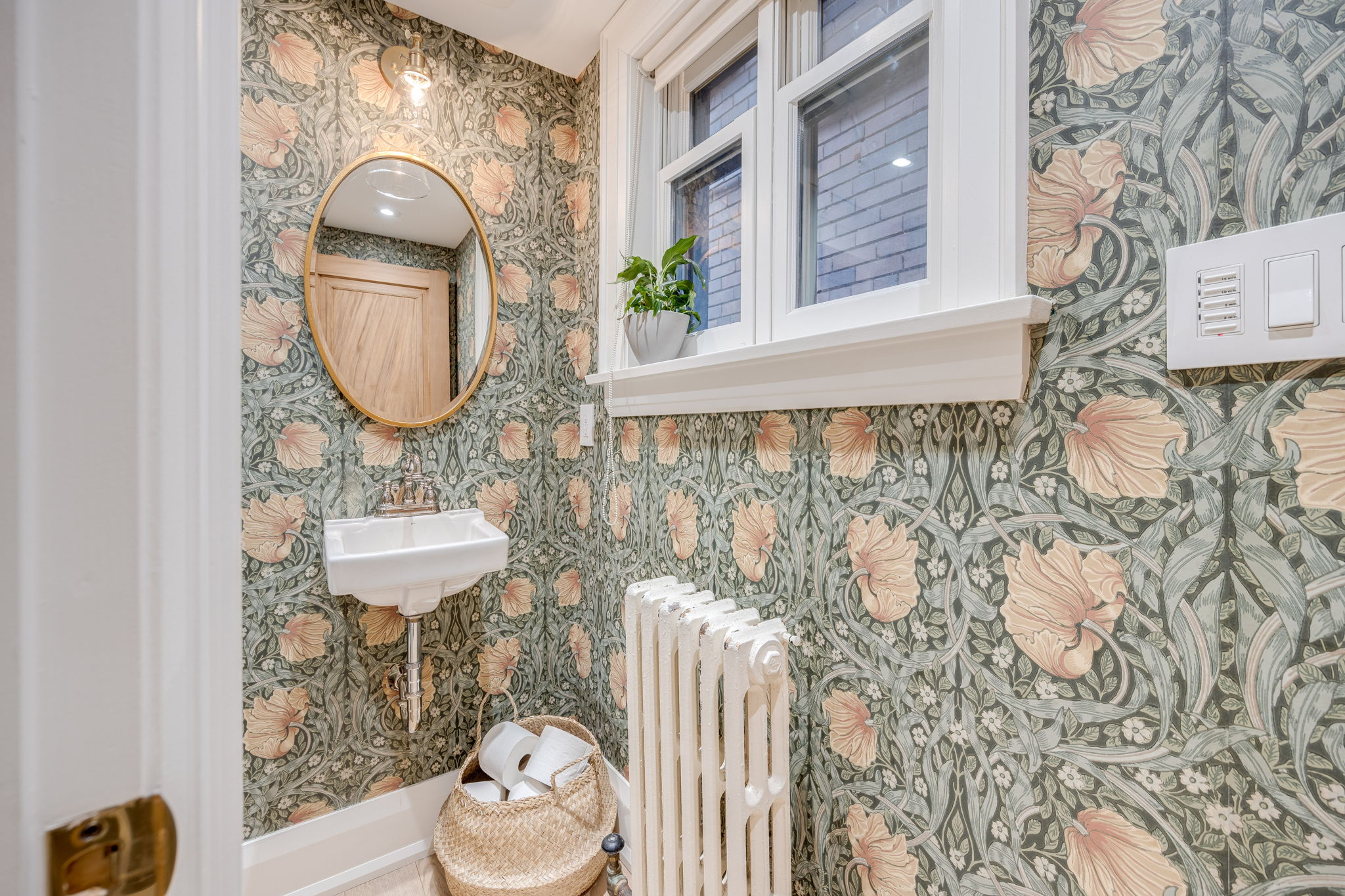 Toronto property showcase — delivered property photograph 23