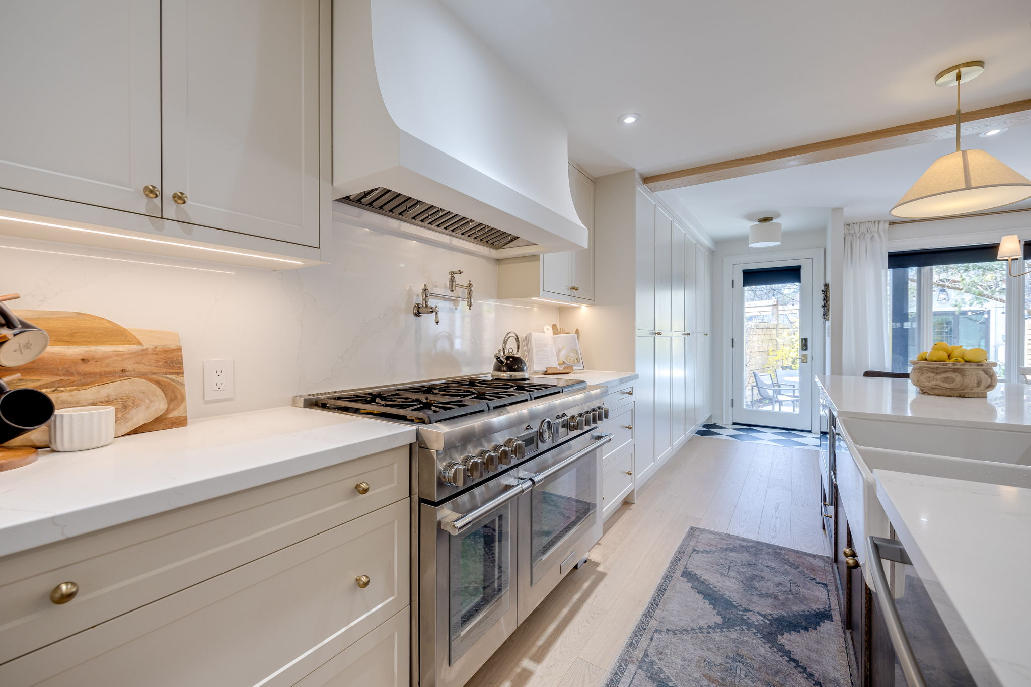 Toronto property showcase — delivered property photograph 12