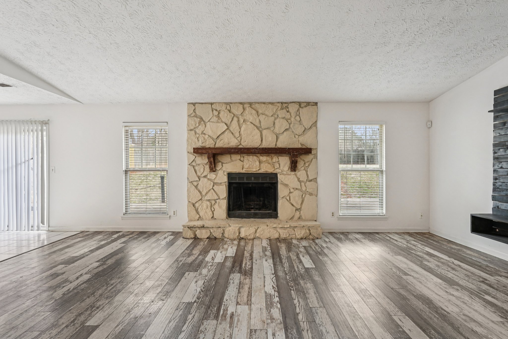 Tate Creek Ct-S3001-012.jpg