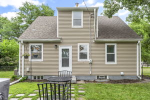  Photo 44