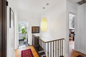 18_Interior