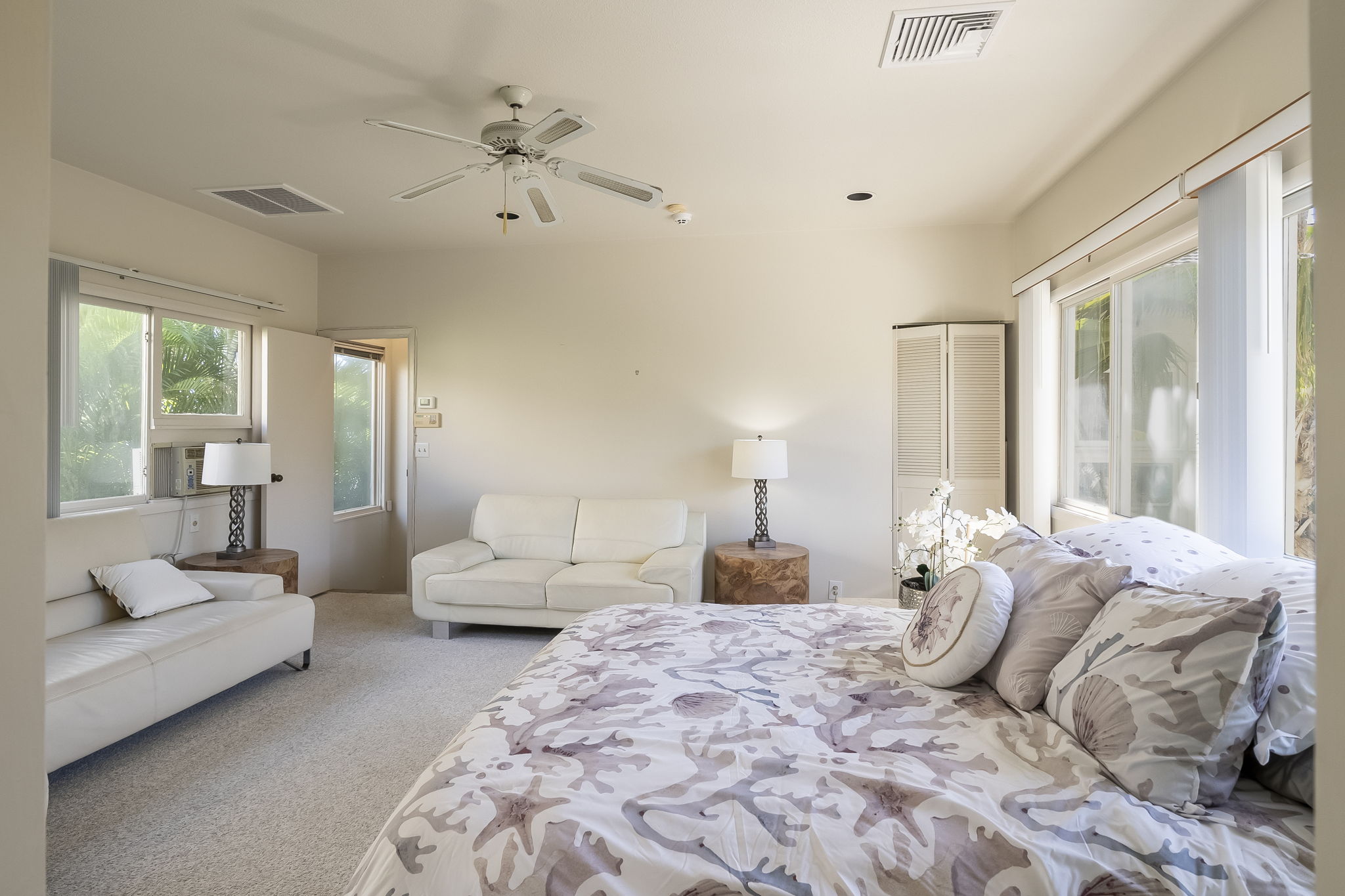5641 Kalanianaʻole Hwy, Honolulu, HI 96821, USA Photo 66