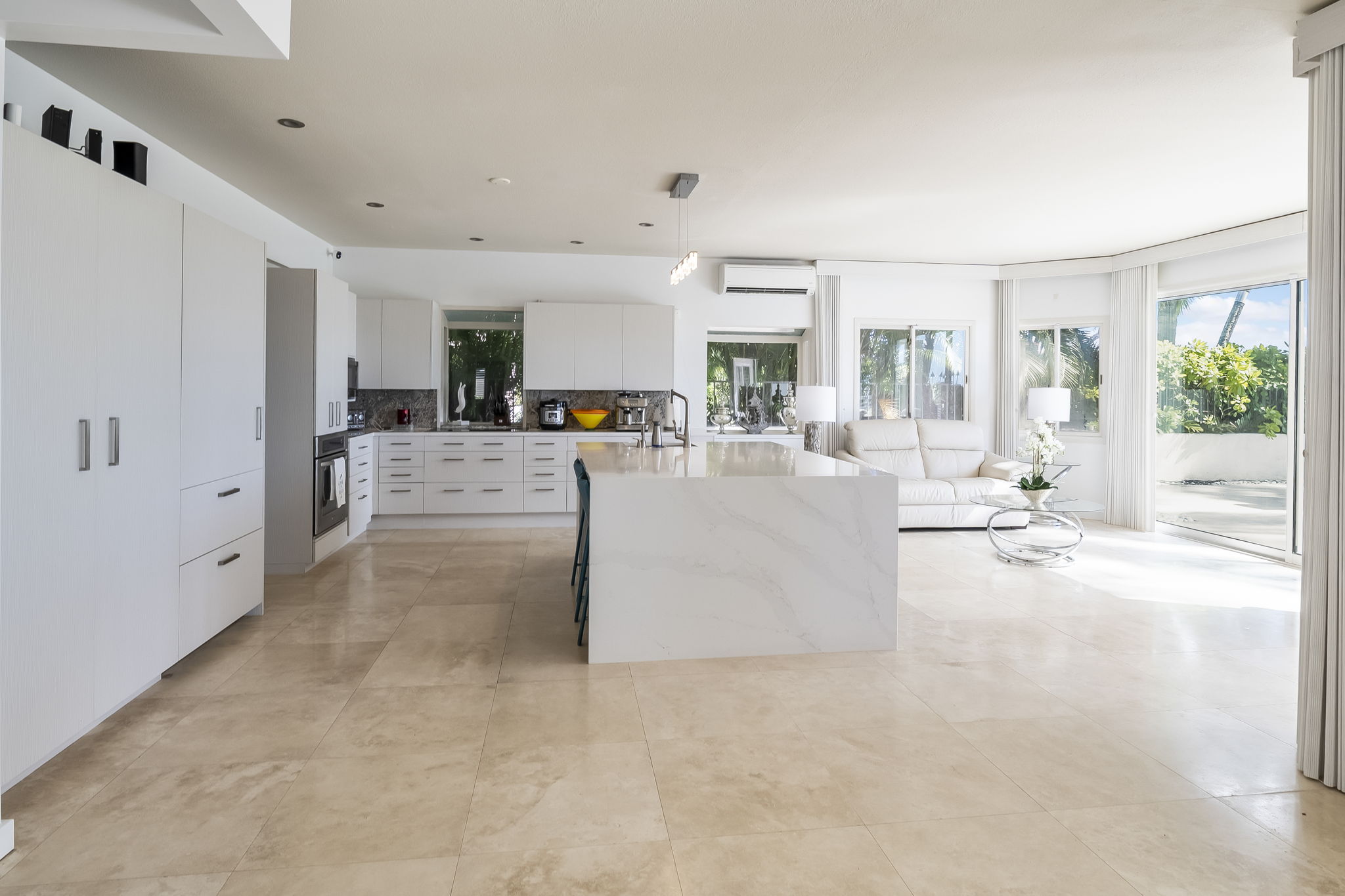XL Chef's Gourmet Kitchen