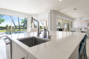 XL kitchen island