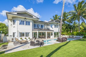 lovely backyard with large lawn & pool