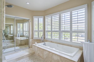 5641 Kalanianaʻole Hwy, Honolulu, HI 96821, USA Photo 95