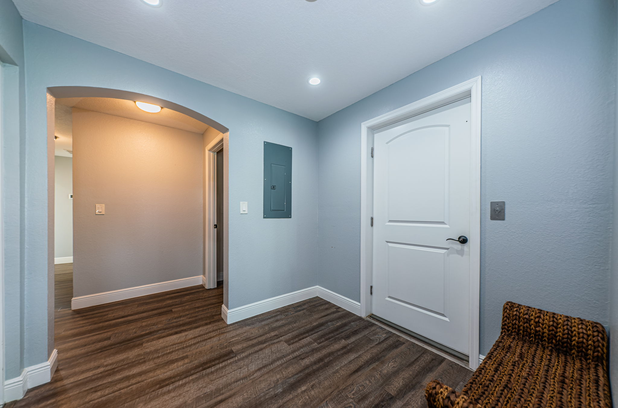 Main Level Hallway and Elevator2