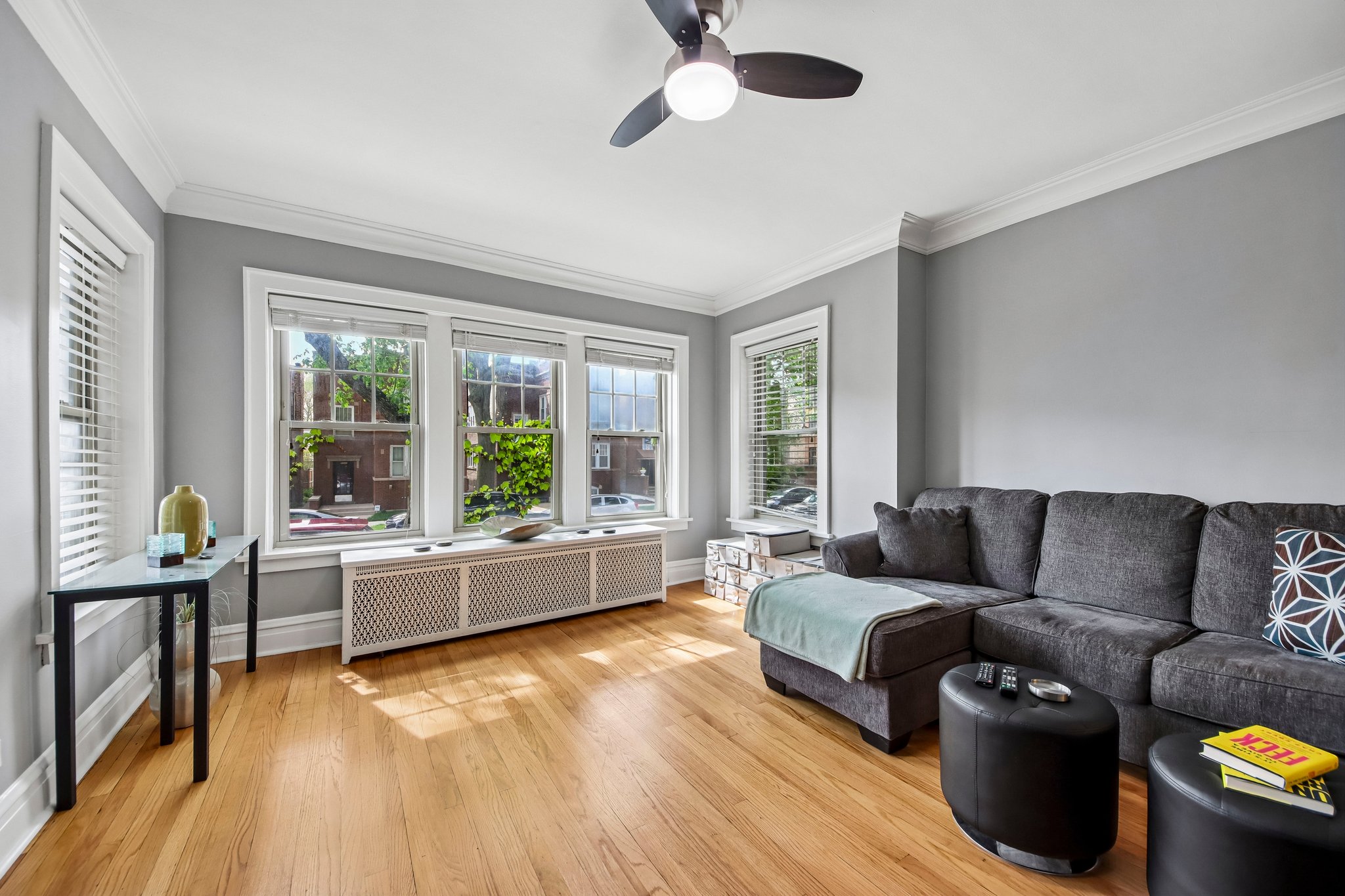 5643 N Campbell Ave Unit A-S1905-002.jpg