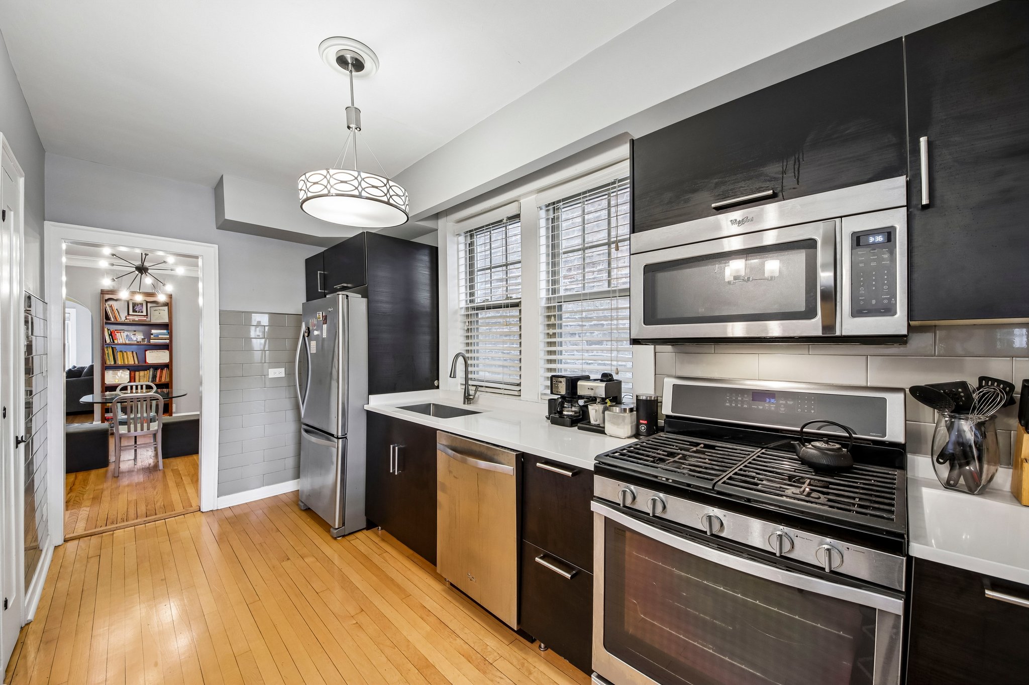 5643 N Campbell Ave Unit A-S1905-009.jpg