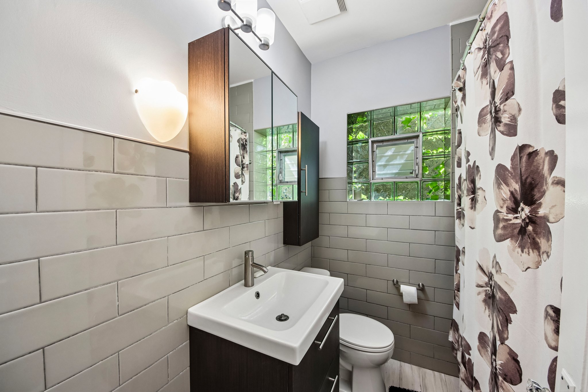 5643 N Campbell Ave Unit A-S1905-014.jpg