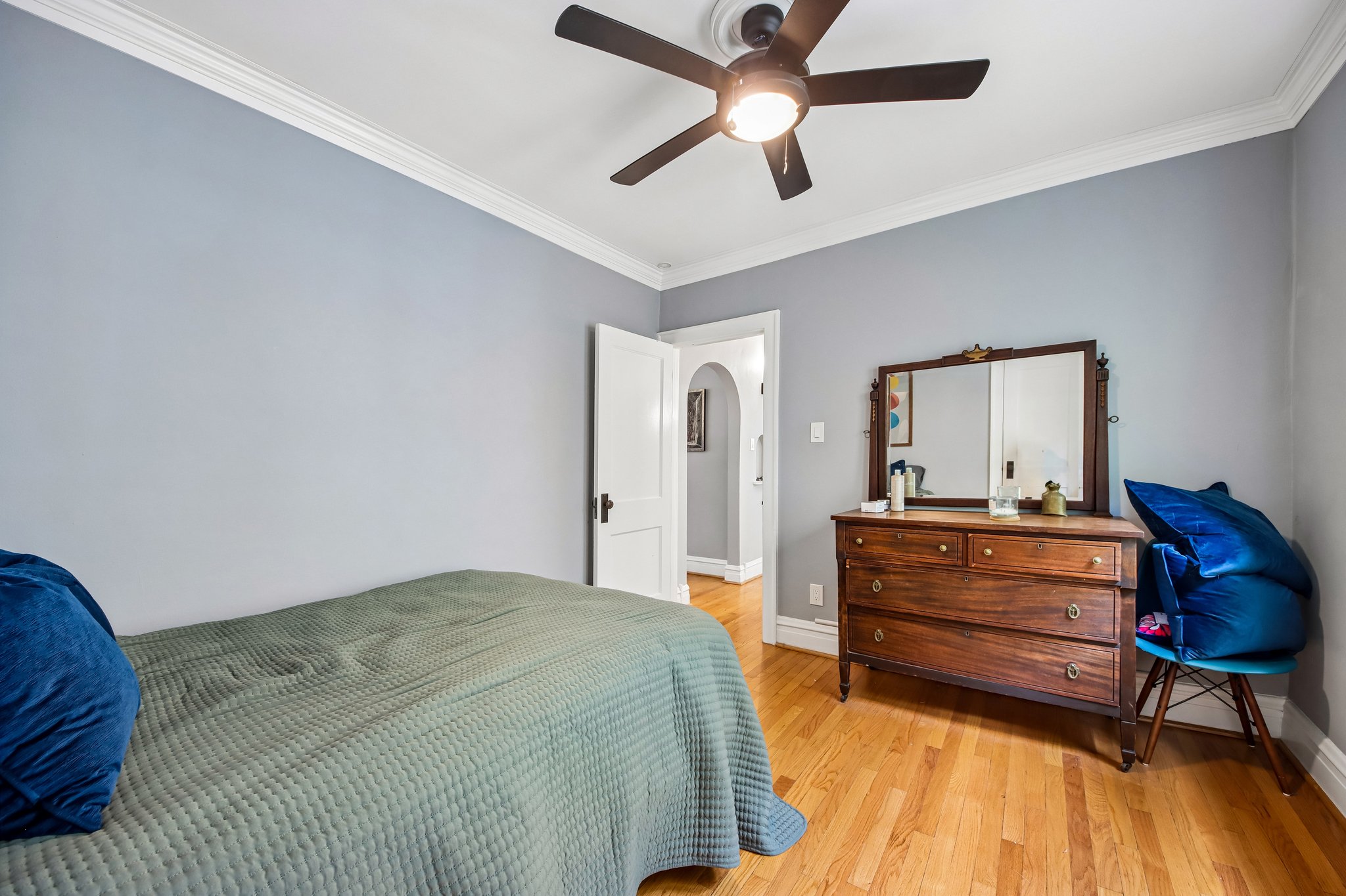 5643 N Campbell Ave Unit B-S1905-013.jpg
