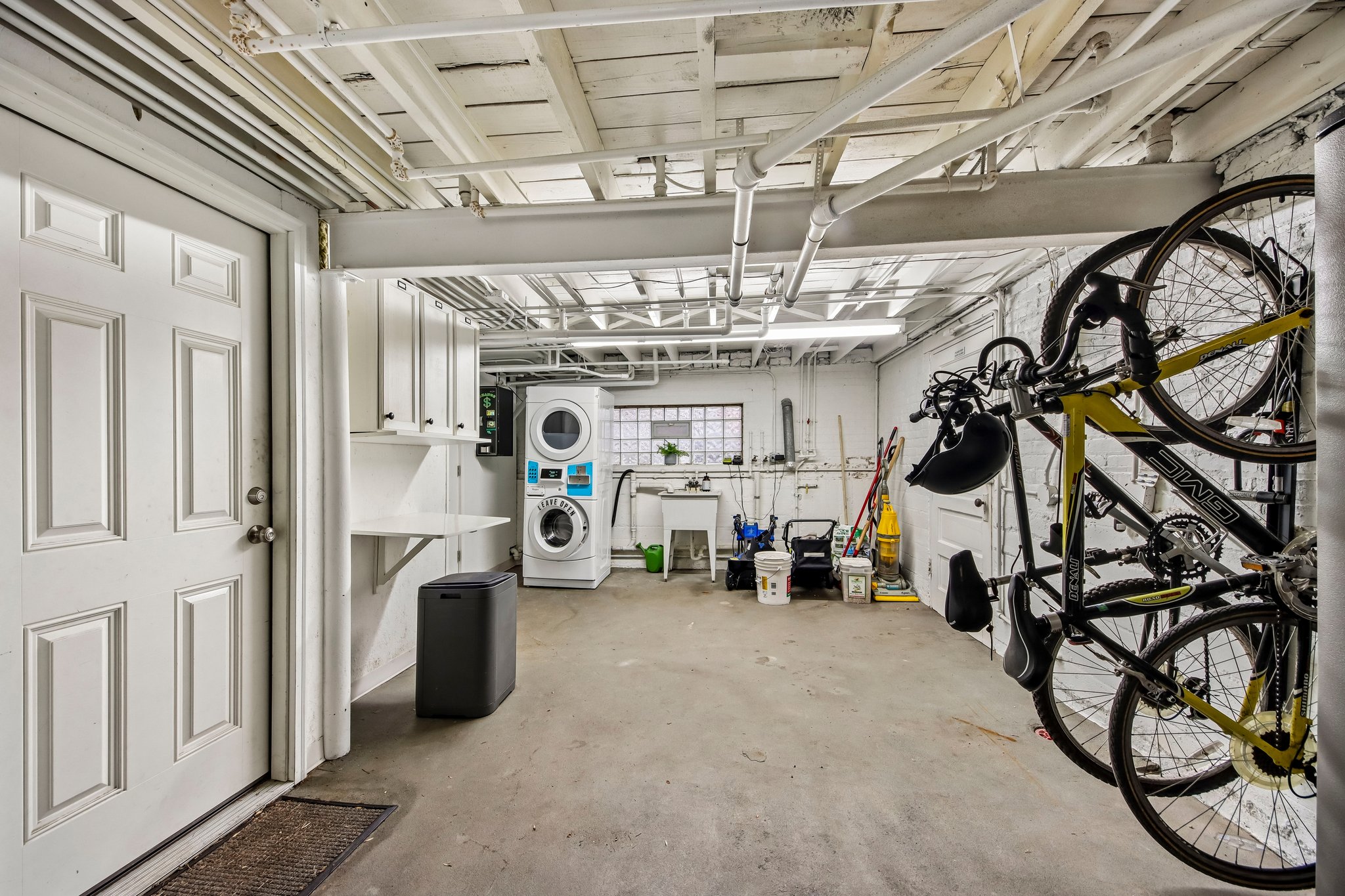 5643 N Campbell Ave Basement-S1905-016.jpg