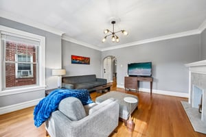 5643 N Campbell Ave Unit B-S1905-002.jpg