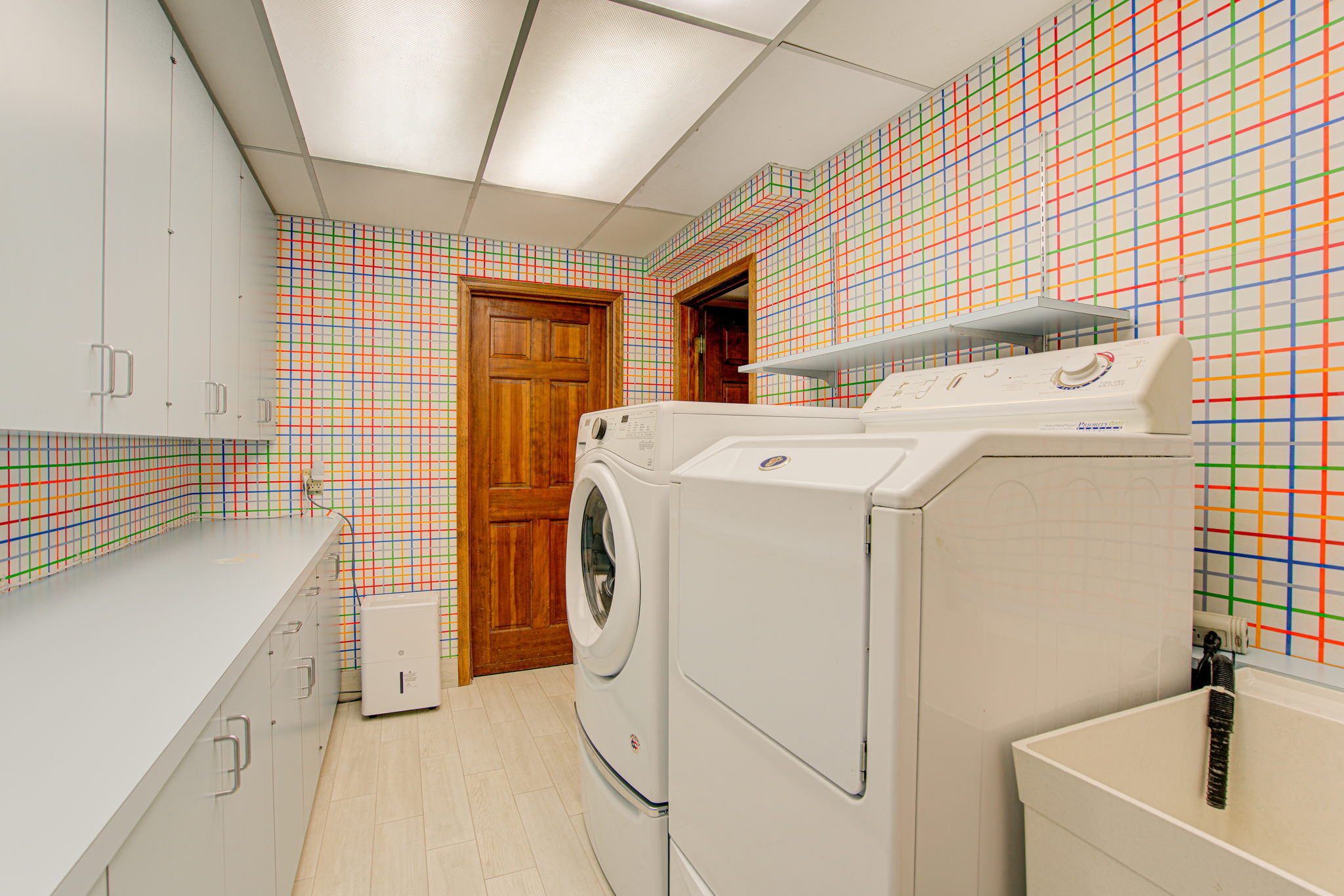25 Laundry Room