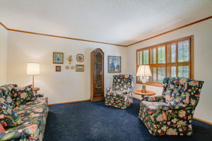 4 Formal Living Room