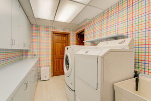 25 Laundry Room