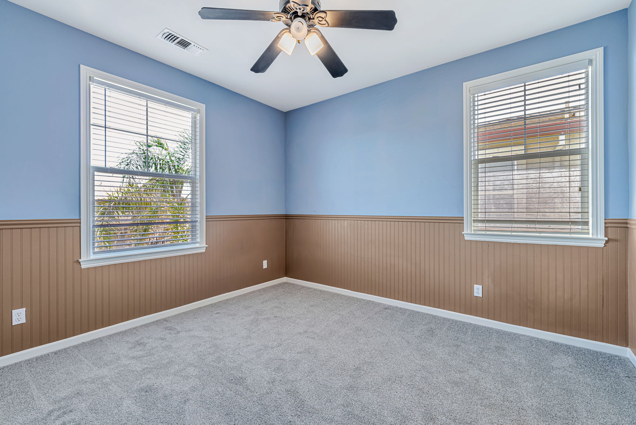 025_5647 Arcadia Cir