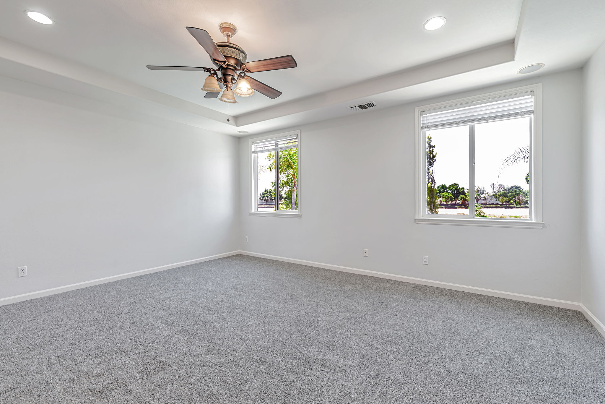 036_5647 Arcadia Cir