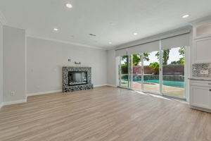 005_5647 Arcadia Cir