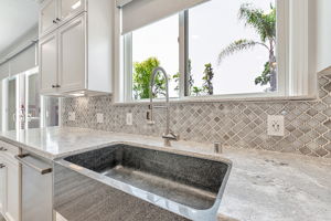 011_5647 Arcadia Cir