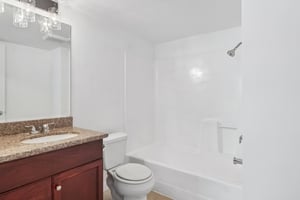Amaya Dr 118-S2108-017.jpg