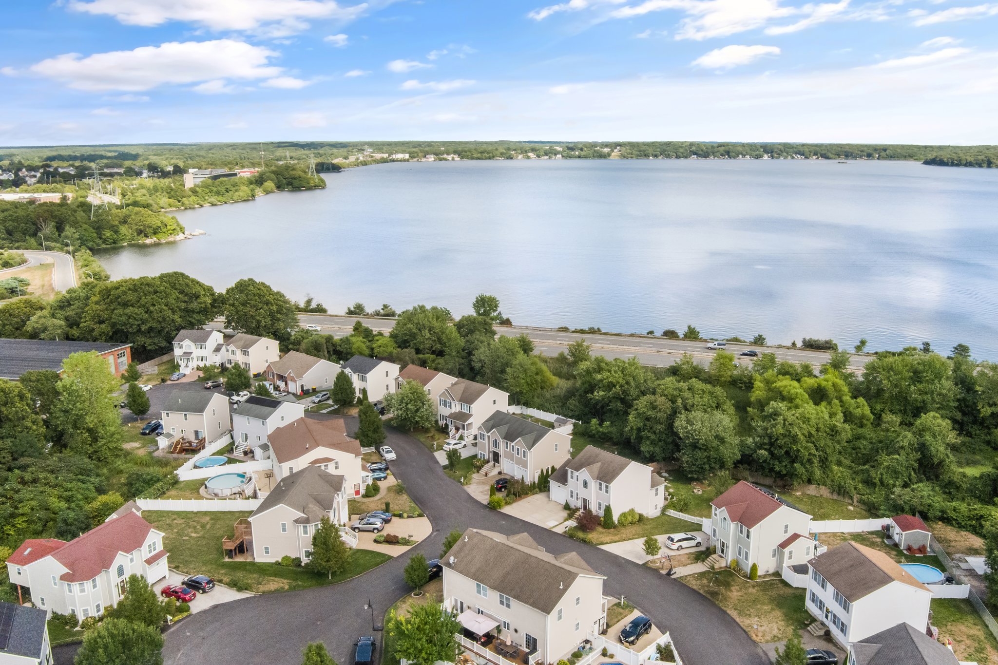 565 Detroit St, Fall River, MA 02721, USA Photo 5