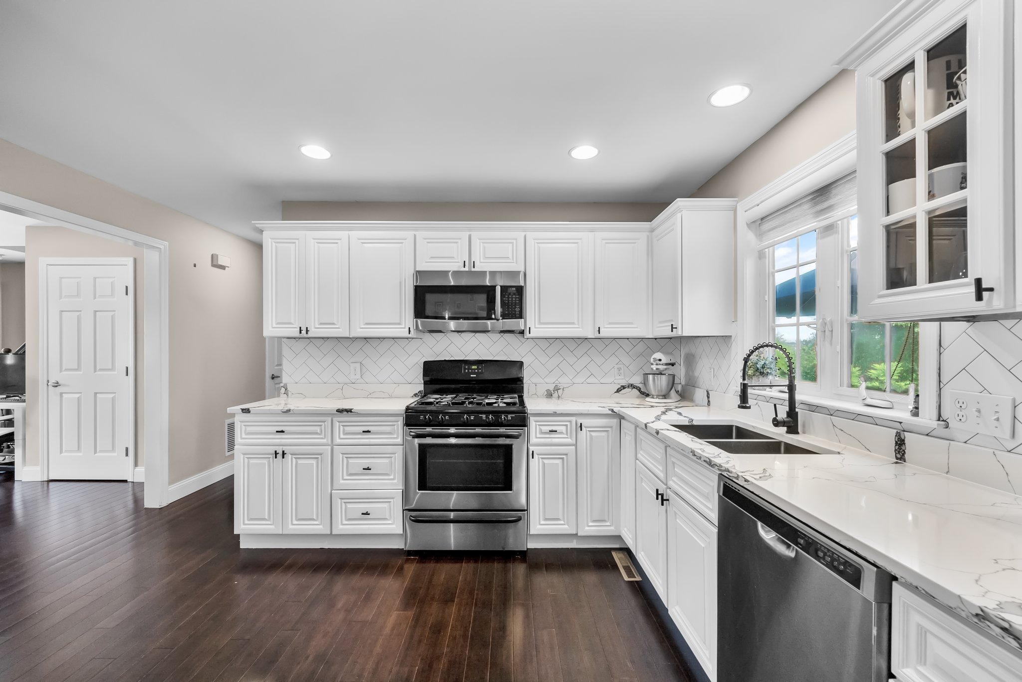 565 Detroit St, Fall River, MA 02721, USA Photo 18