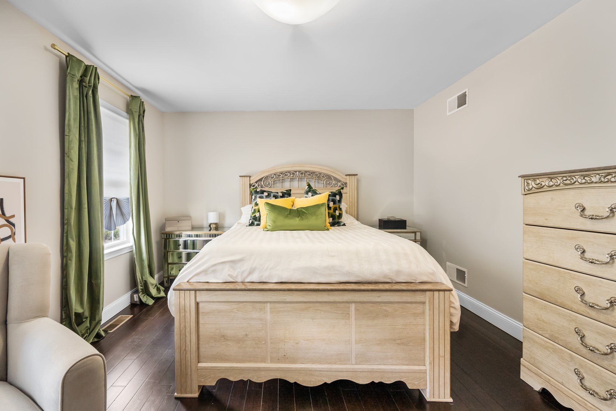 565 Detroit St, Fall River, MA 02721, USA Photo 31