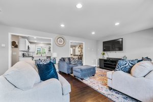 565 Detroit St, Fall River, MA 02721, USA Photo 12