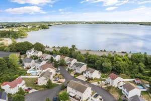 565 Detroit St, Fall River, MA 02721, USA Photo 4